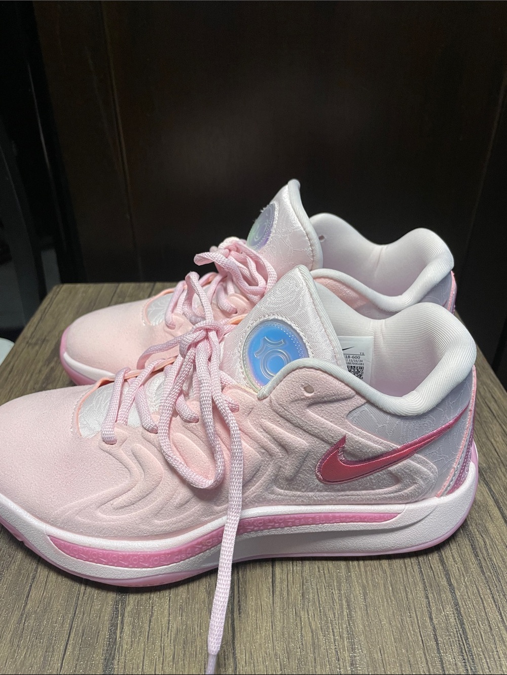 Women’s ' Pink Basketball Sneakers.  Size 8